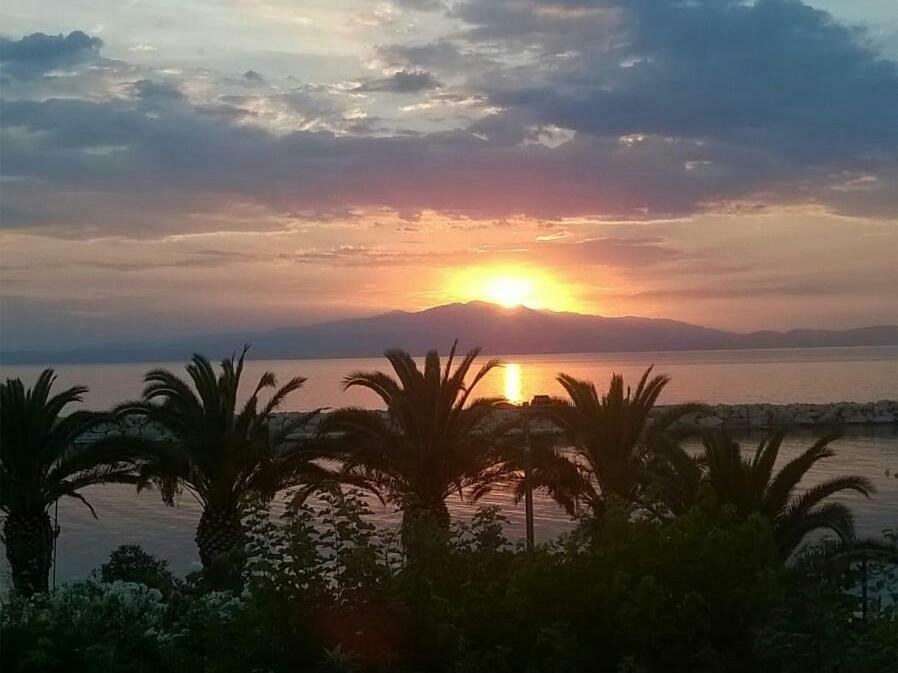 Appartement Sunsets In Thassos 1 à Skala Sotiros Extérieur photo